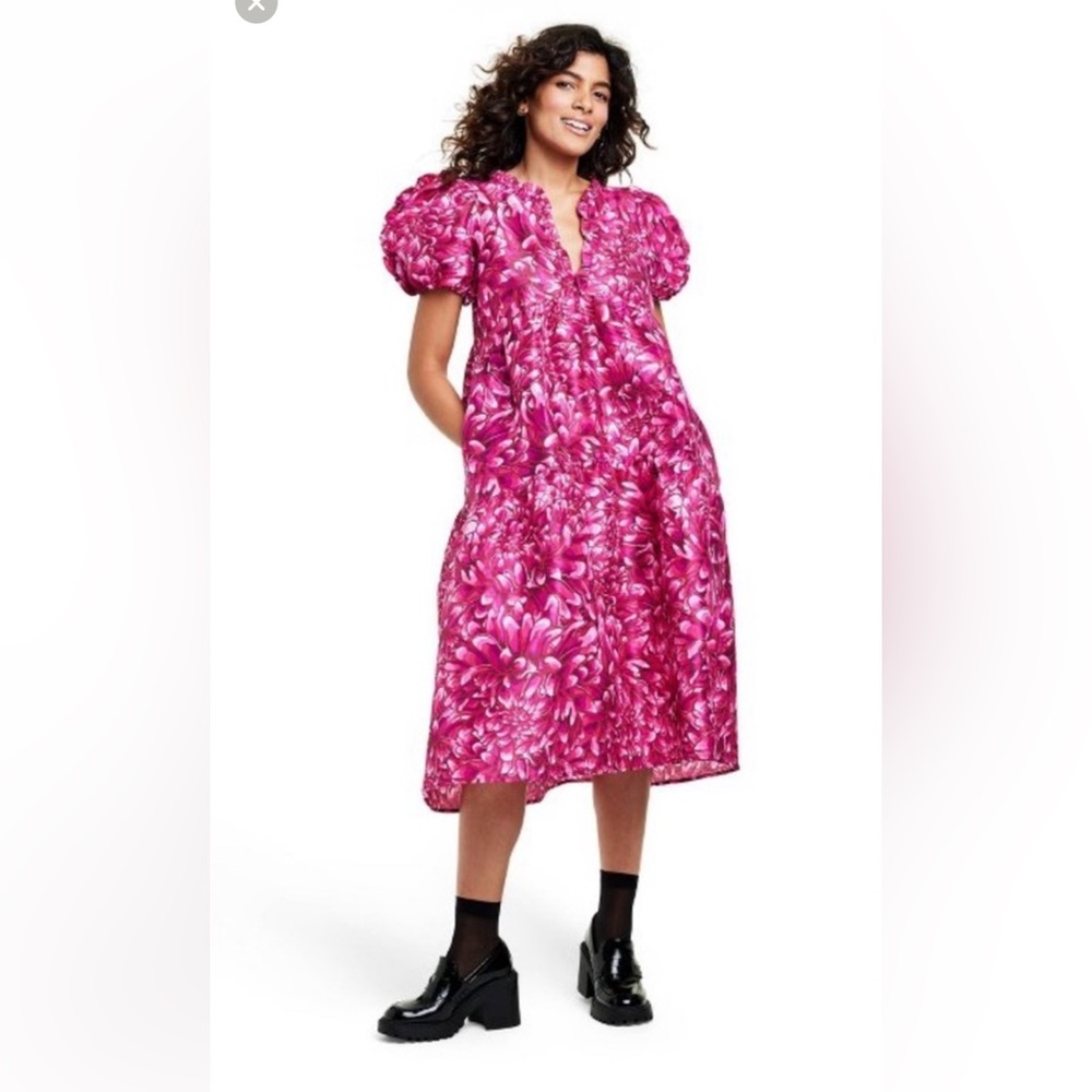 Floral Puff Sleeve Mini Dress
- Kika Vargas x Target Pink - M BNWT